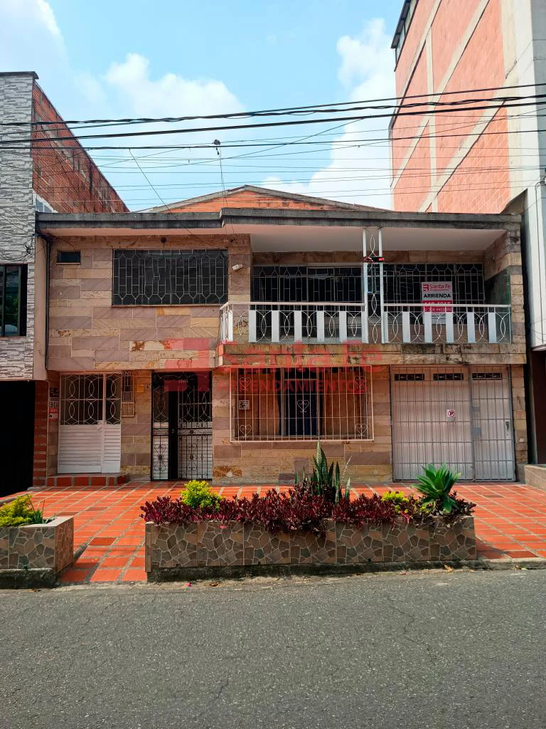 Casa en Cerca exito de Colombia, Medellín