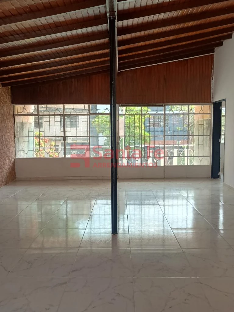 Casa en Cerca exito de Colombia, Medellín