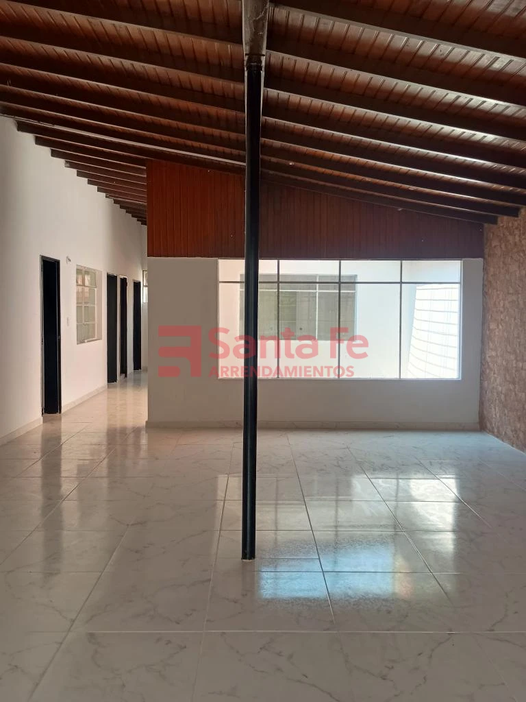 Casa en Cerca exito de Colombia, Medellín