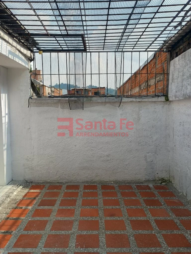 Casa en Cerca exito de Colombia, Medellín — foto 8