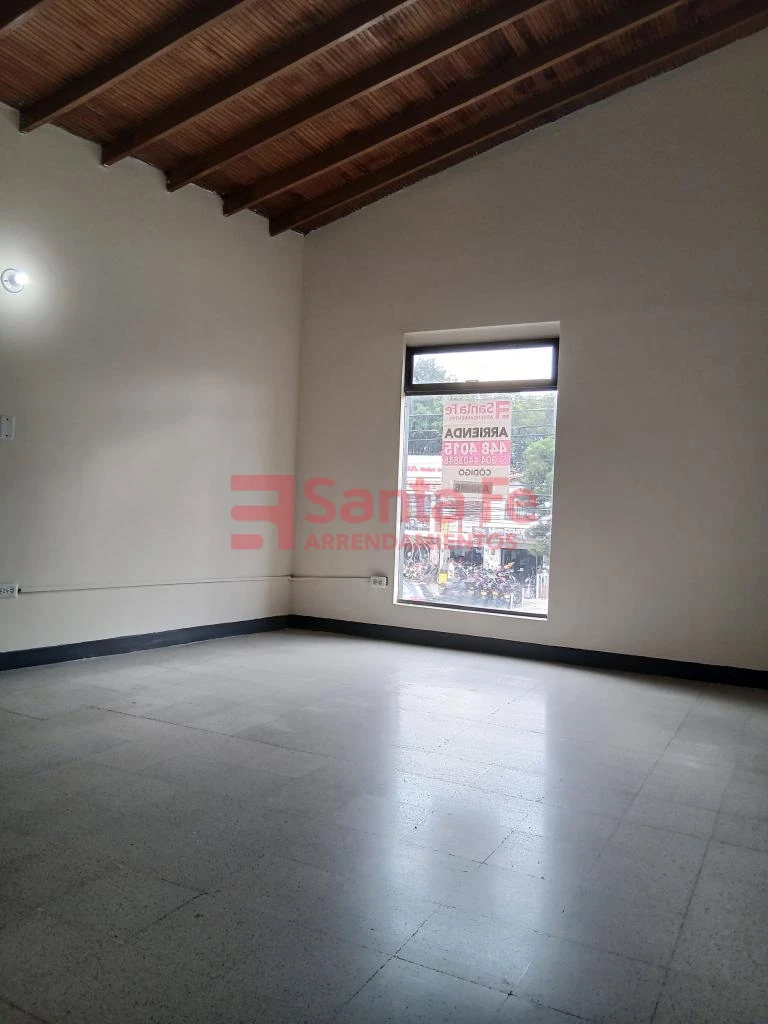 Local en Conquistadores, Medellín — foto 22