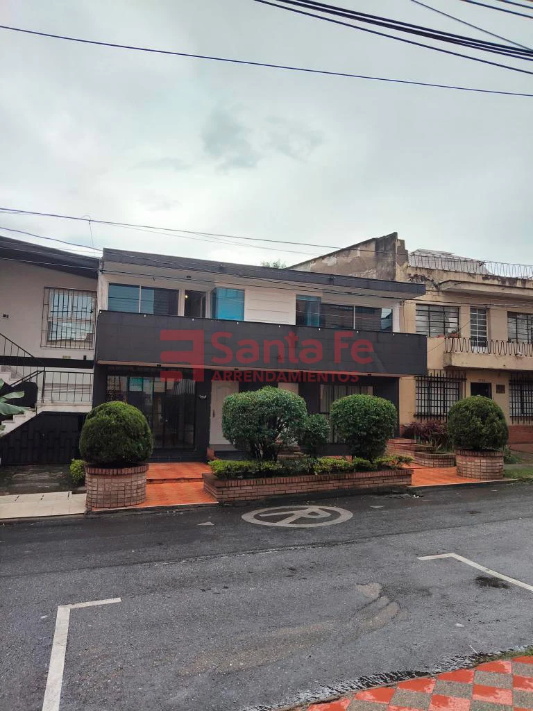 Casa Local en Laureles, Medellín