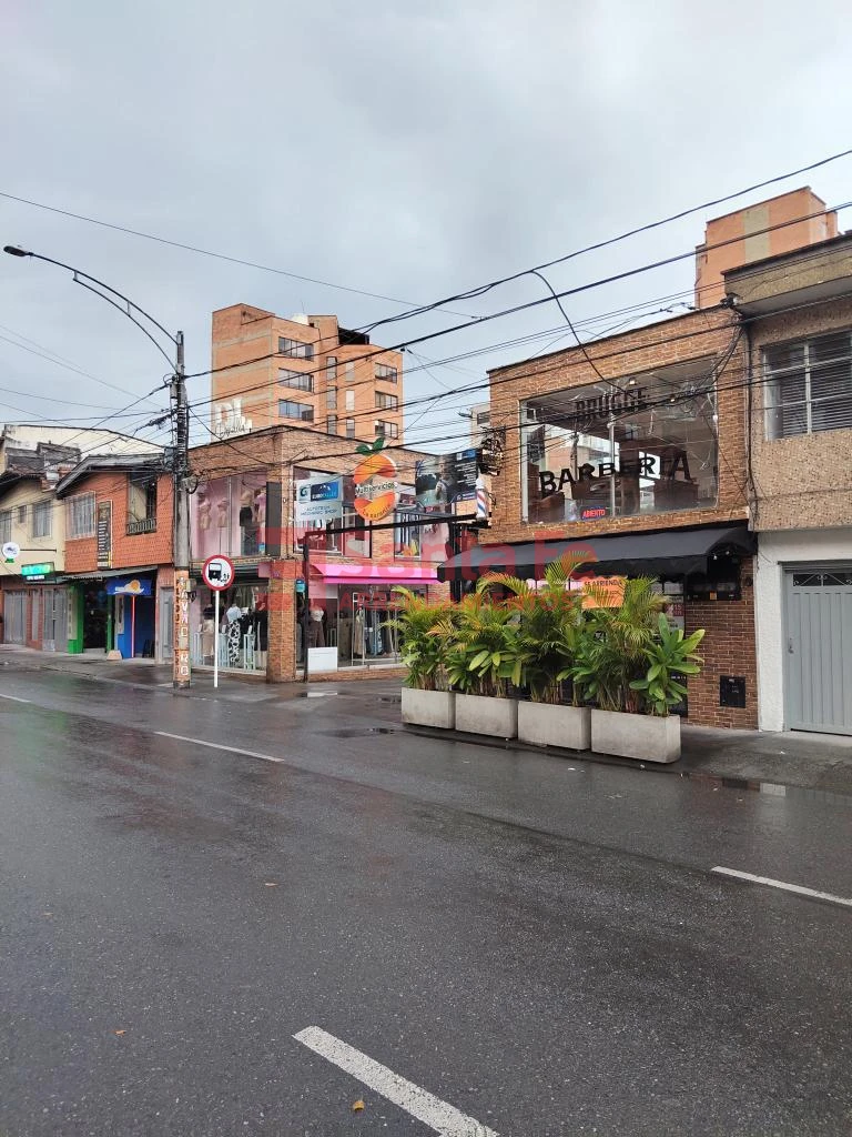 Local en Laureles, Medellín