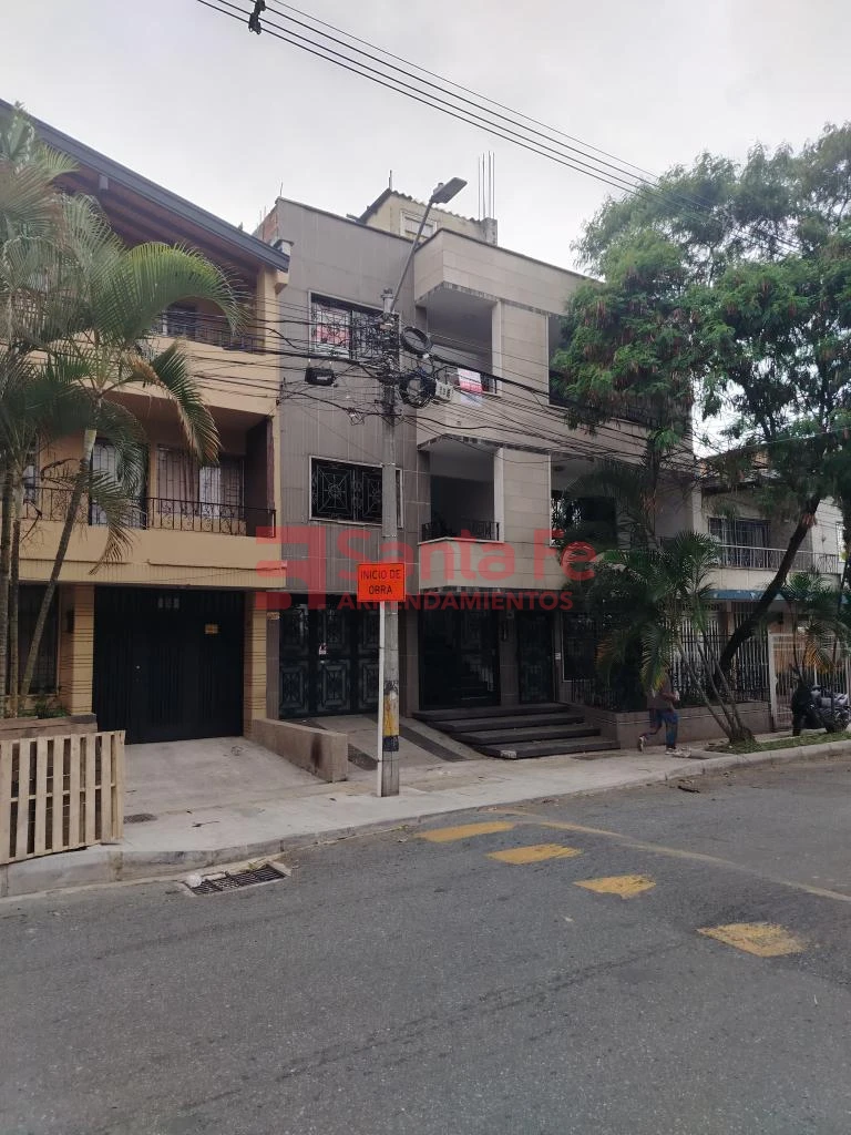 Casa Local en Florida Nueva, Medellín