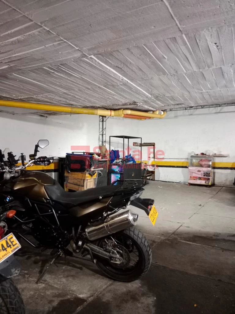 Local en San Javier, Medellín — foto 10