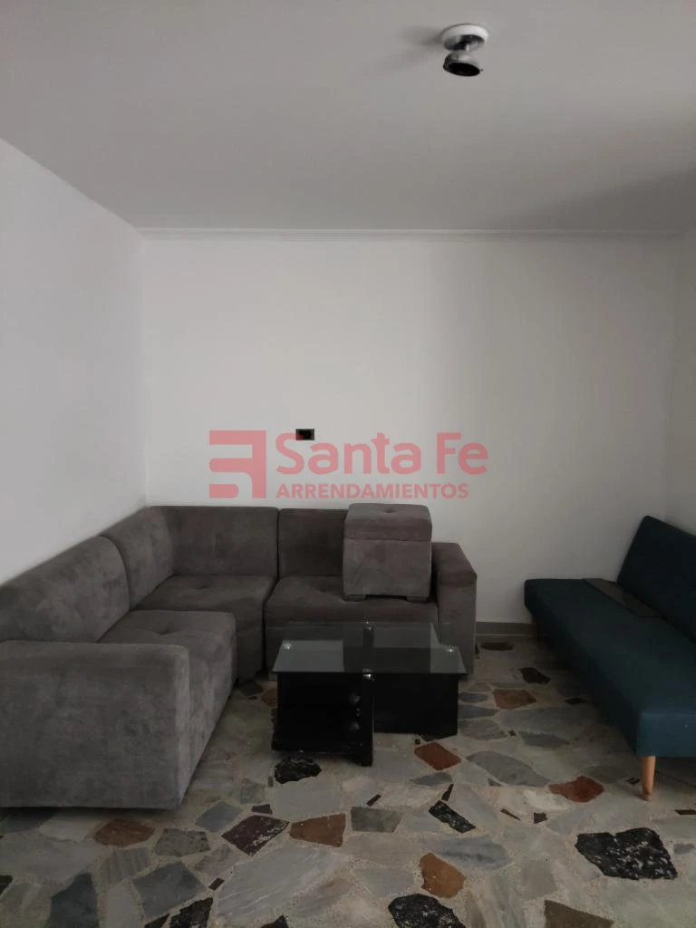 Casa Local en Laureles, Medellín