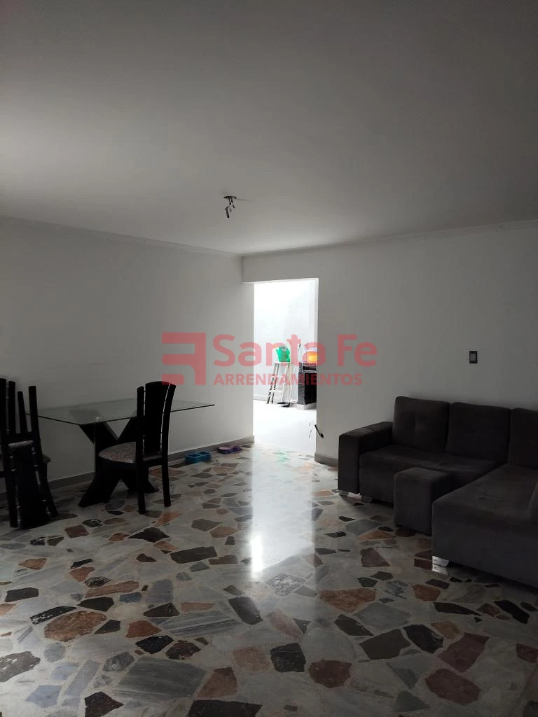 Casa Local en Laureles, Medellín
