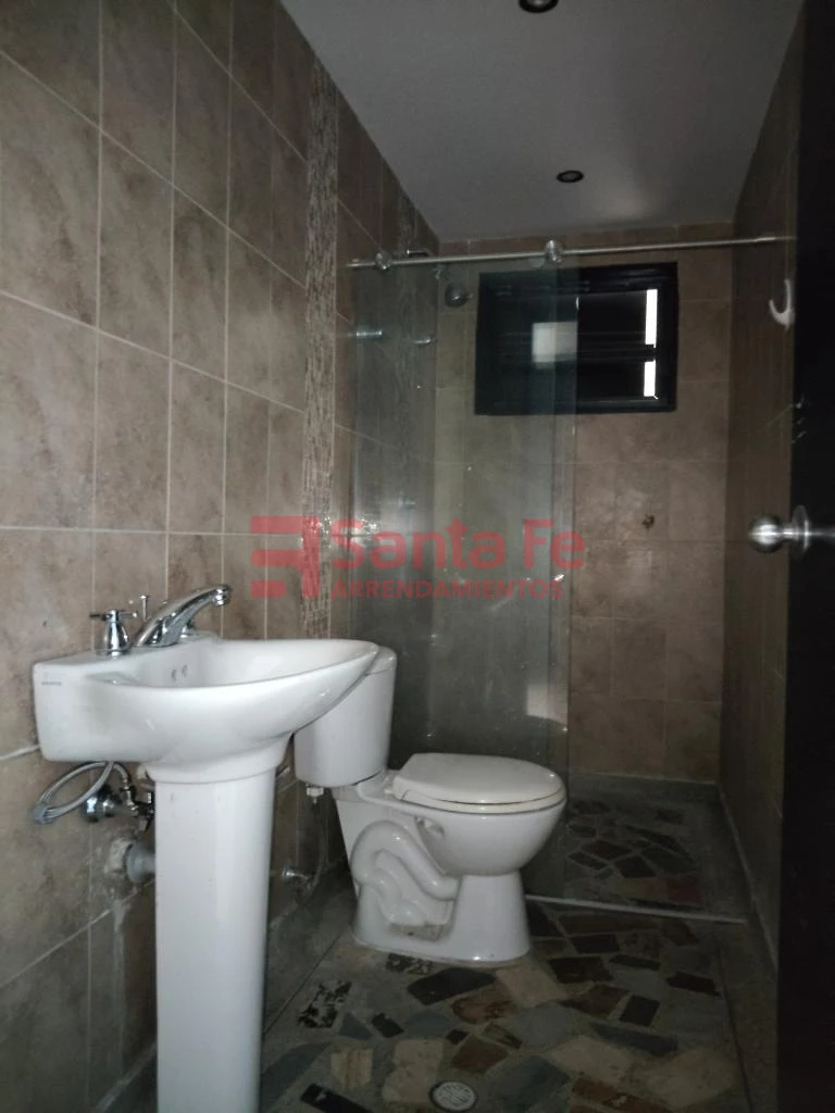 Casa Local en Laureles, Medellín — foto 11