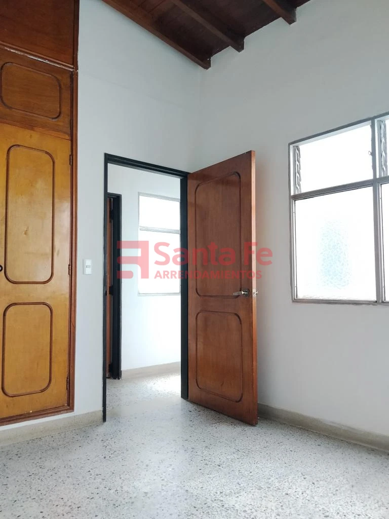 Casa Local en Florida Nueva, Medellín — foto 16