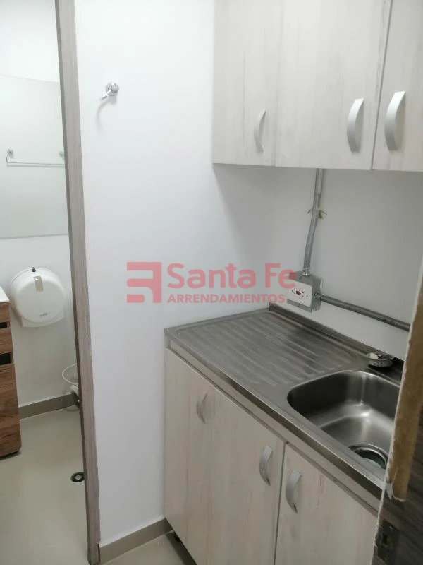 Oficina en Cerca exito de Colombia, Medellín — foto 6