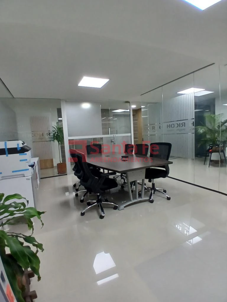 Oficina en Cerca exito de Colombia, Medellín