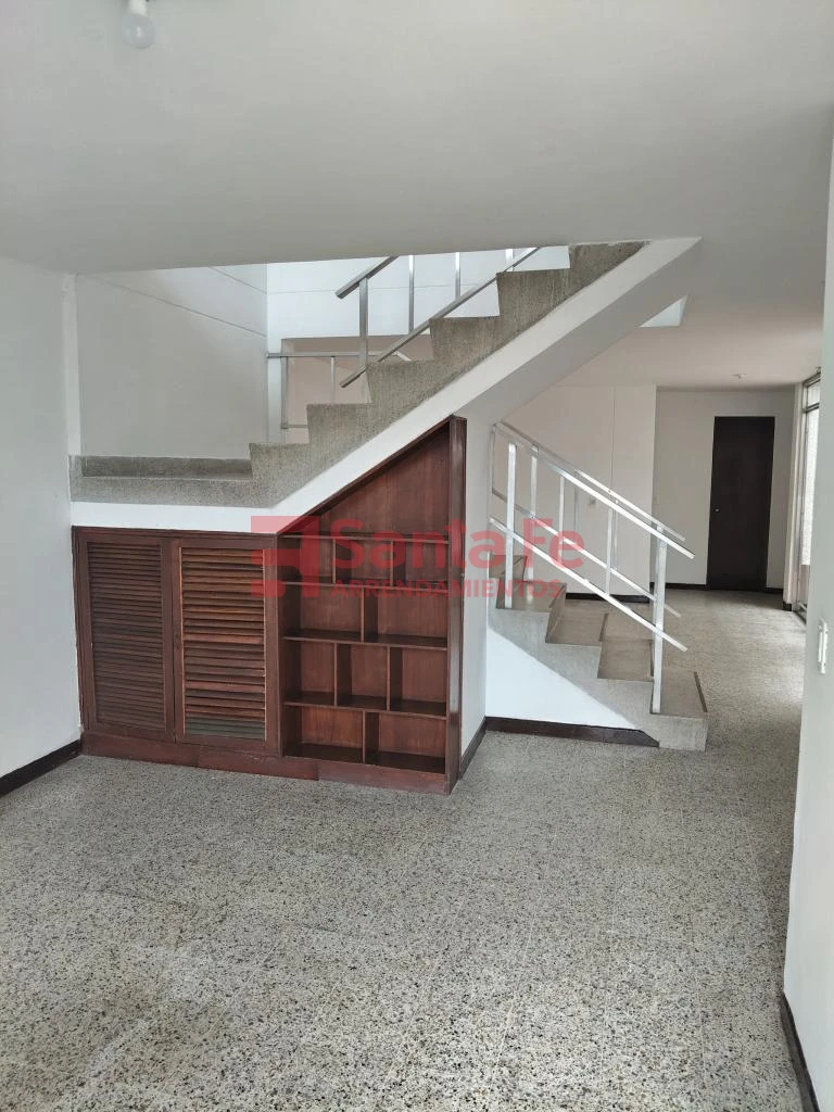 Casa Local en Santa Mónica, Medellín