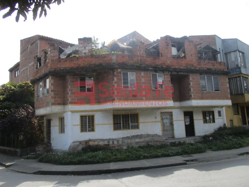 Casa Local en Barrio Santa Fe, Medellín