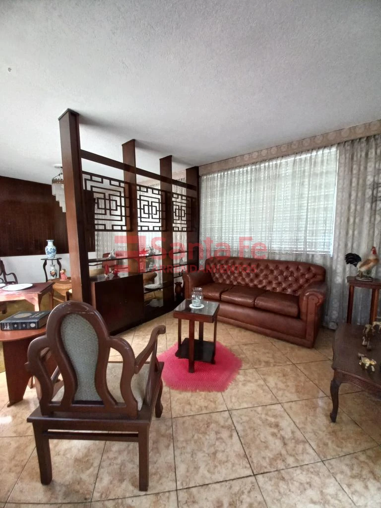 Casa en Rosales, Medellín