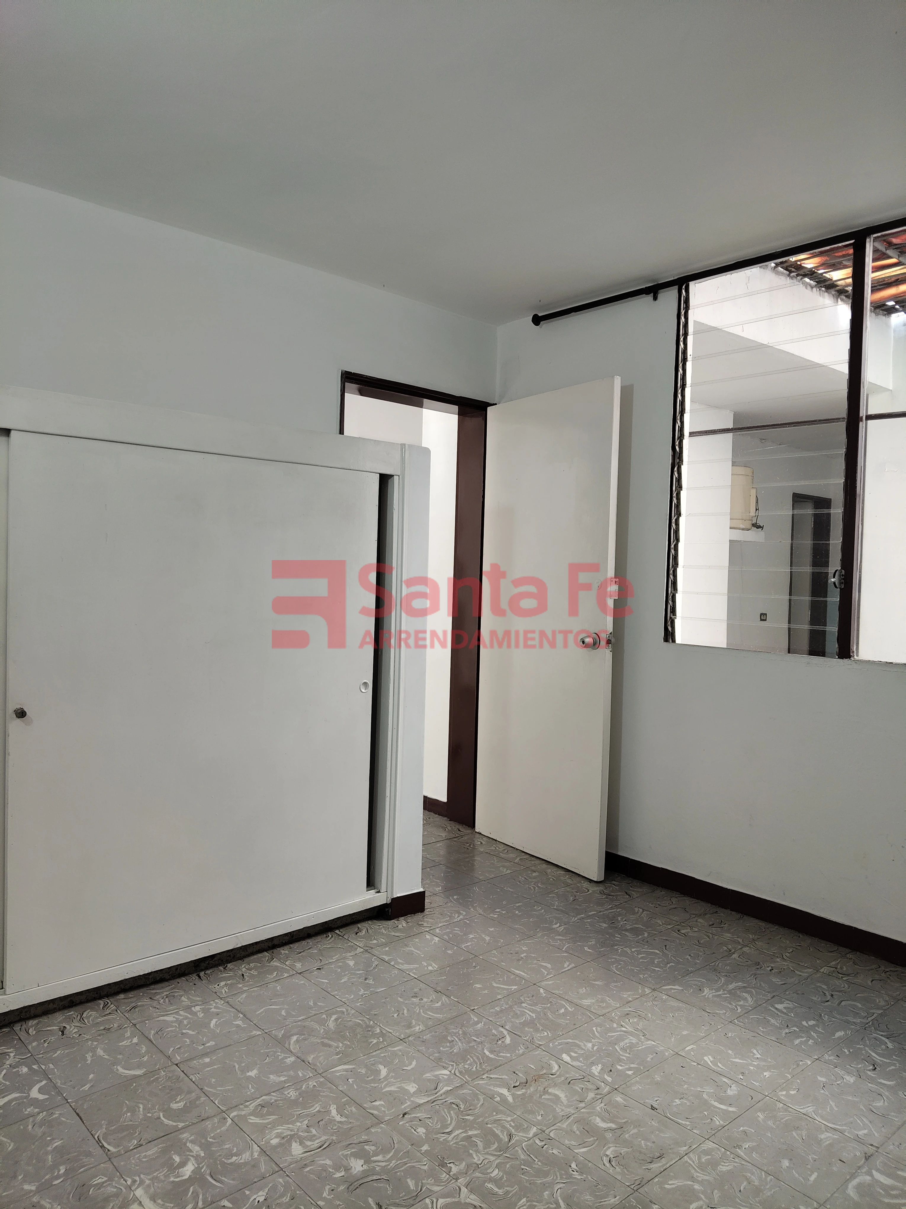 Casa Local en Florida Nueva, Medellín — foto 13
