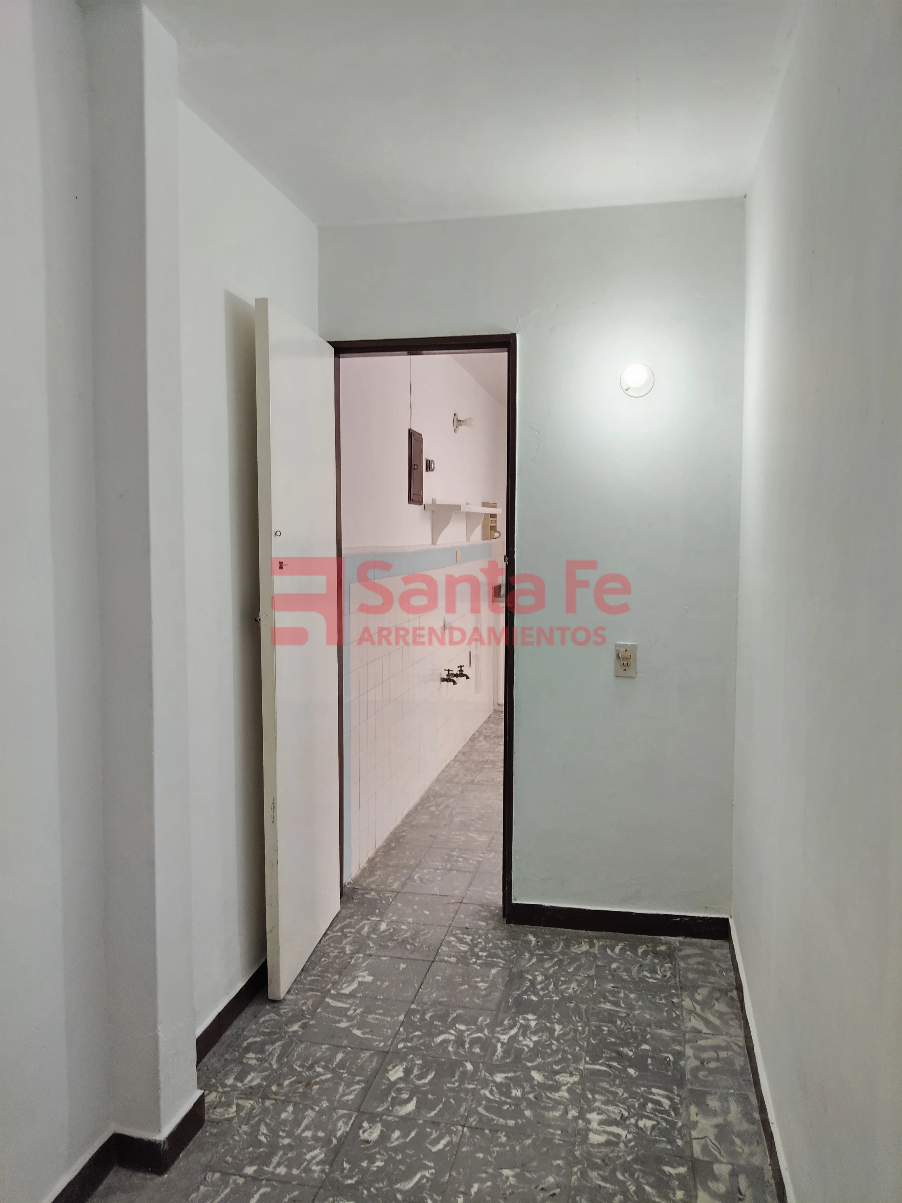 Casa Local en Florida Nueva, Medellín — foto 16