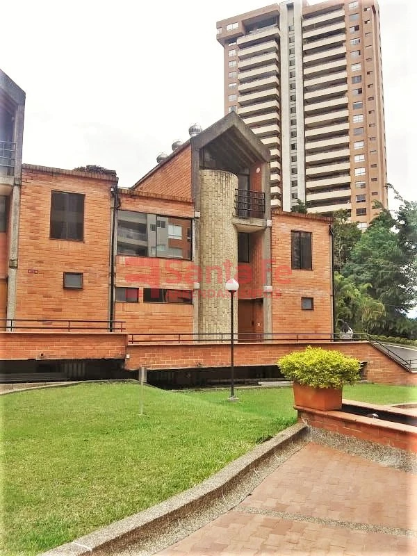 Casa en Poblado, Medellín