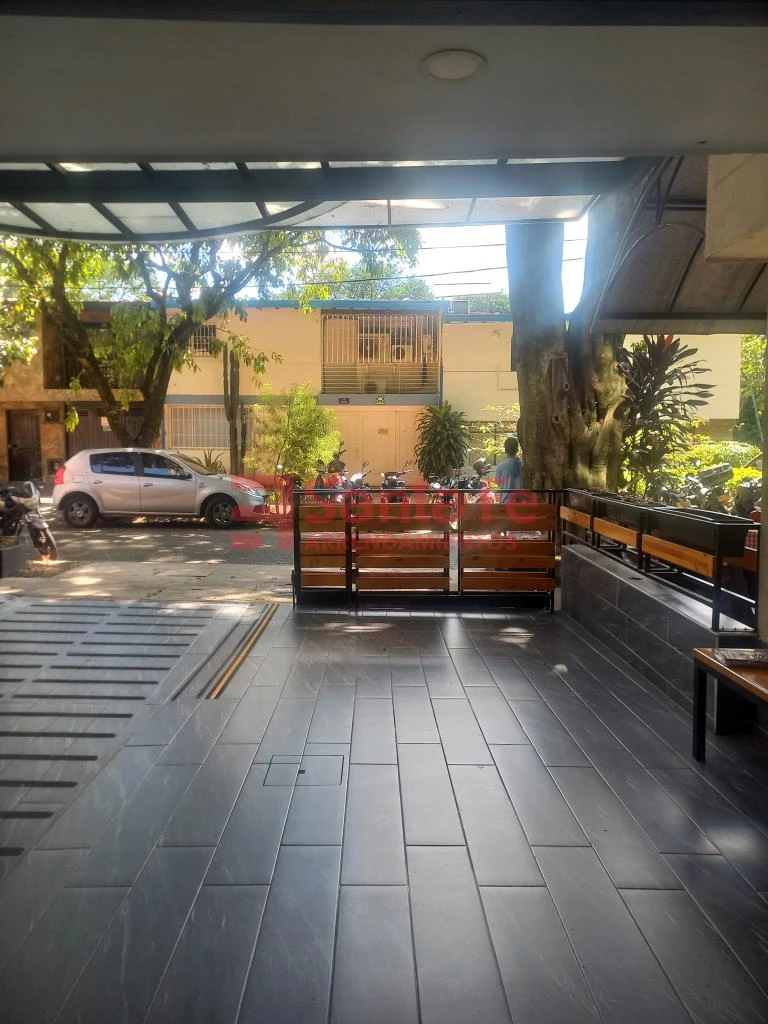 Local en Cerca exito de Colombia, Medellín