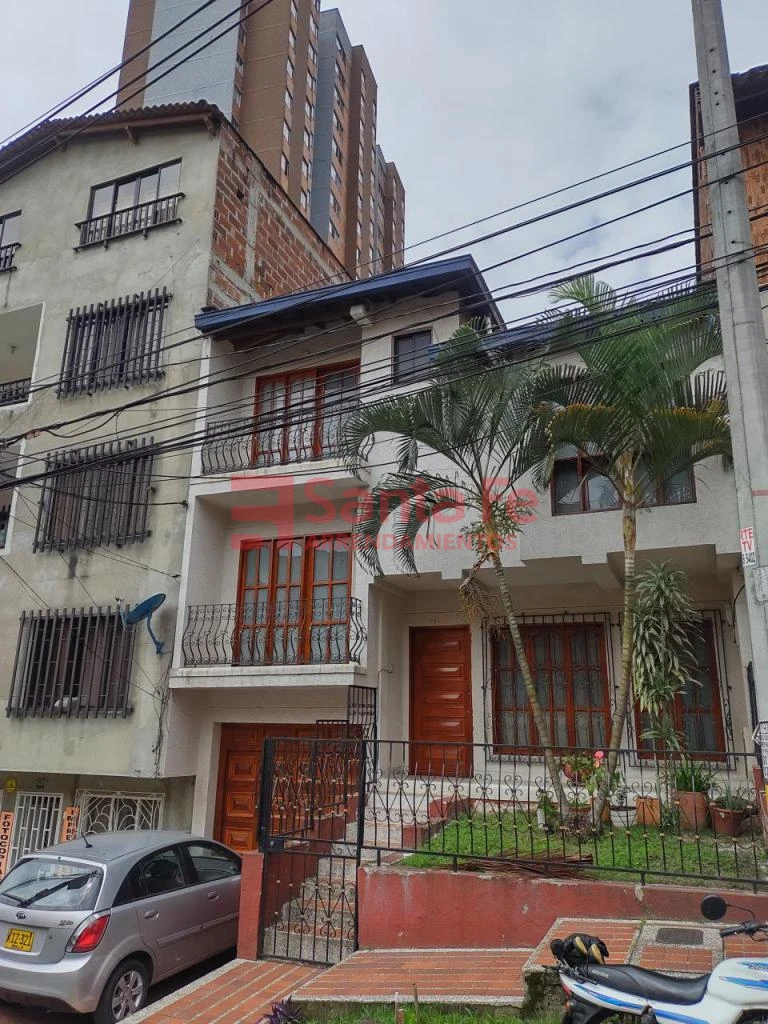 Casa Local en Barrio Córdoba, Medellín
