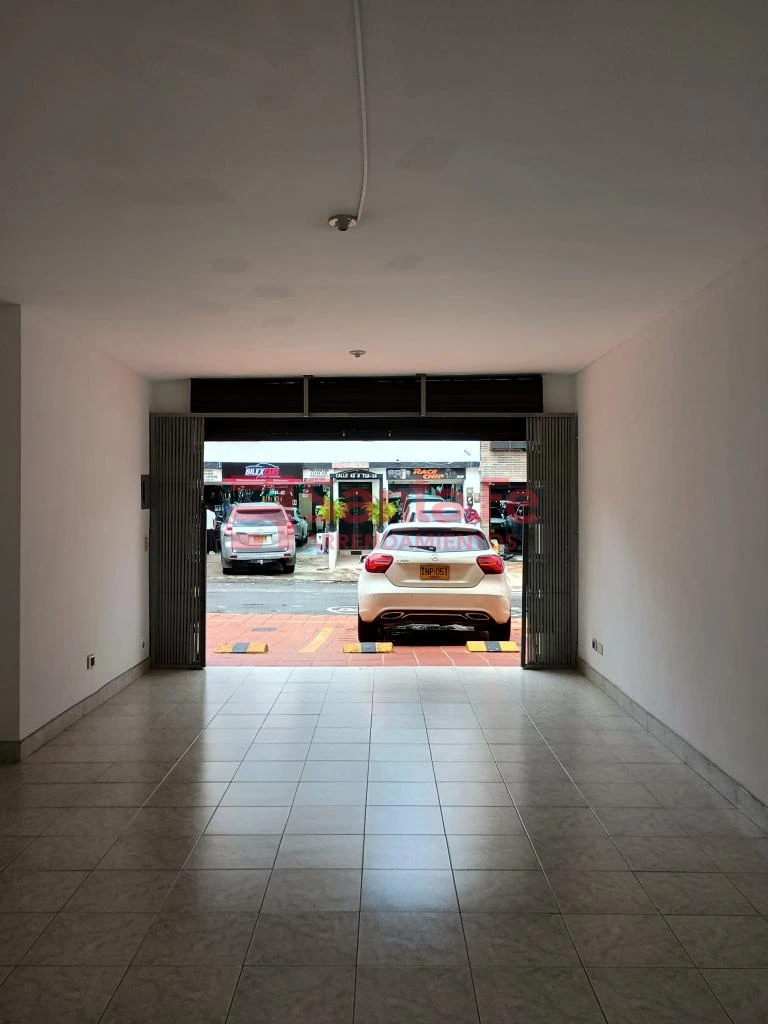Casa Local en Laureles, Medellín