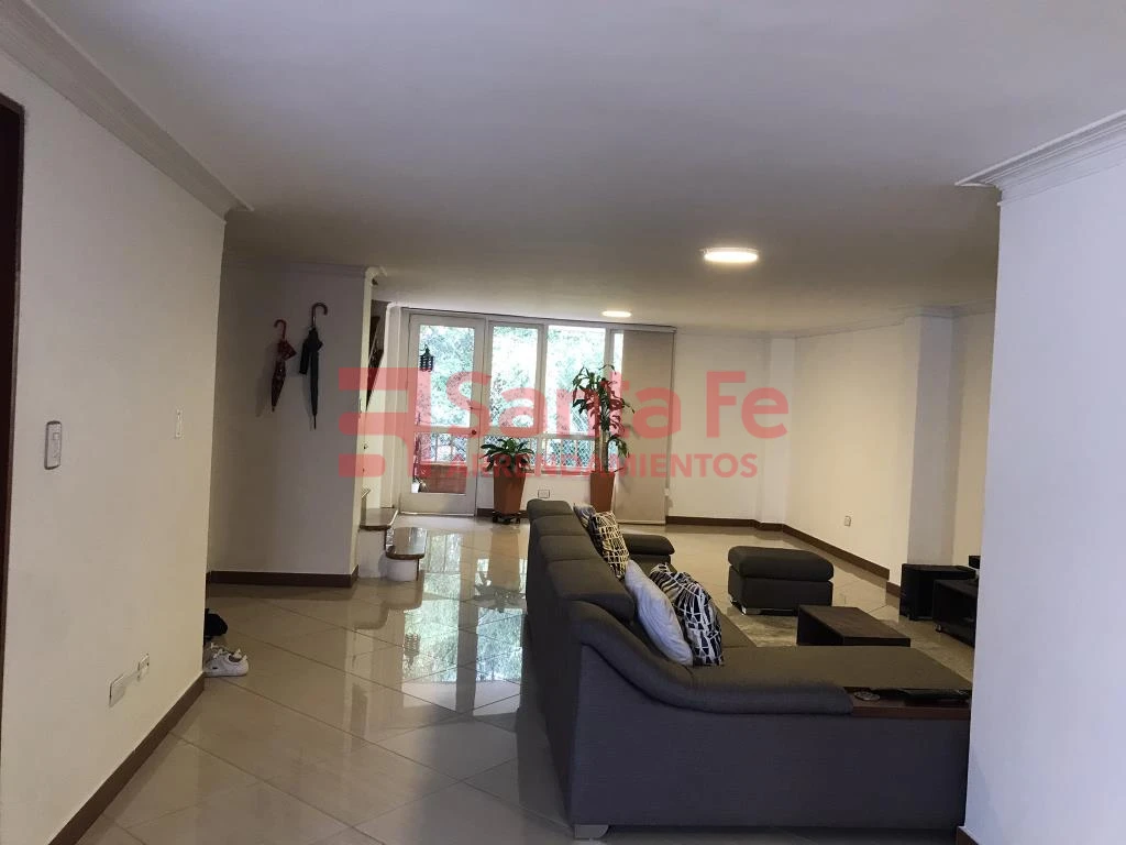 Apartamento en Laureles, Medellín