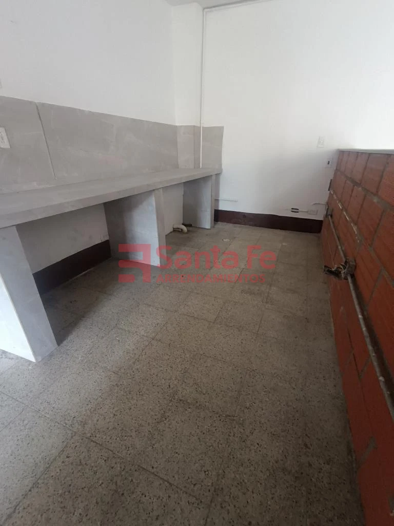 Local en Envigado, Envigado