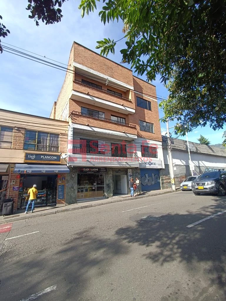Local en Envigado, Envigado