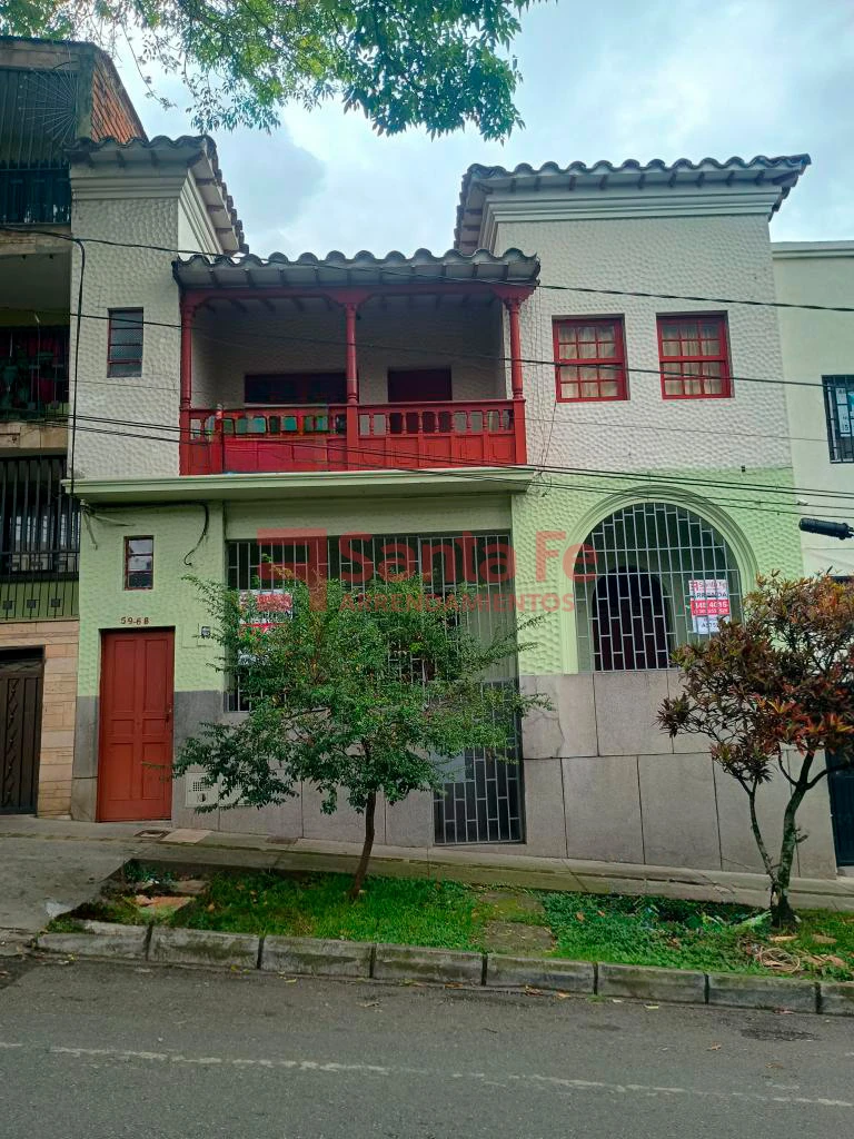 Casa Local en Centro, Medellín