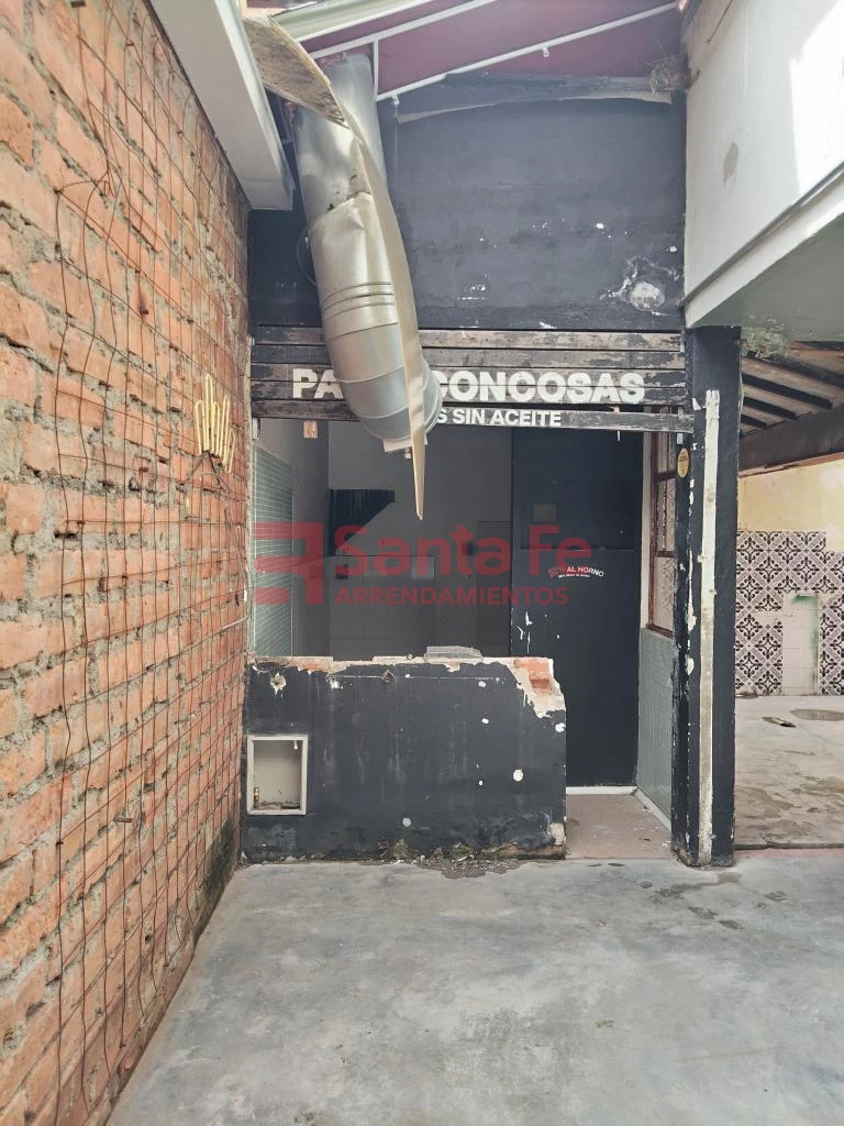 Local en Laureles, Medellín — foto 17