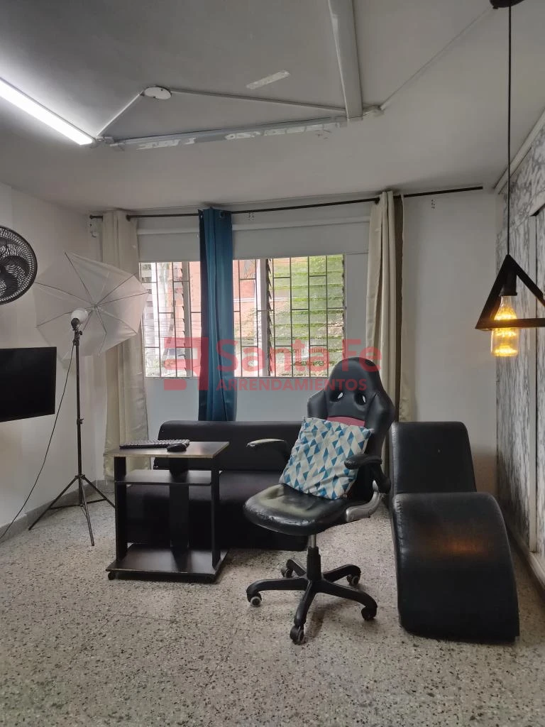 Casa Local en Florida Nueva, Medellín — foto 10