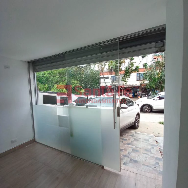 Local en Calasanz, Medellín — foto 10
