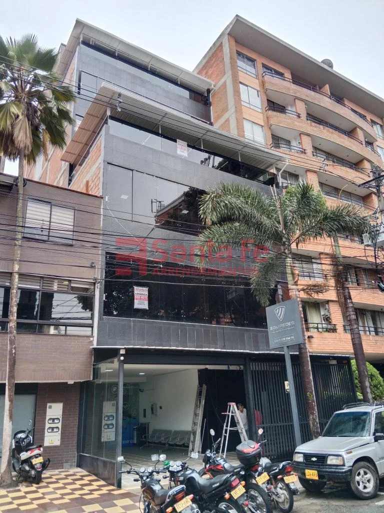 Local en Cerca exito de Colombia, Medellín