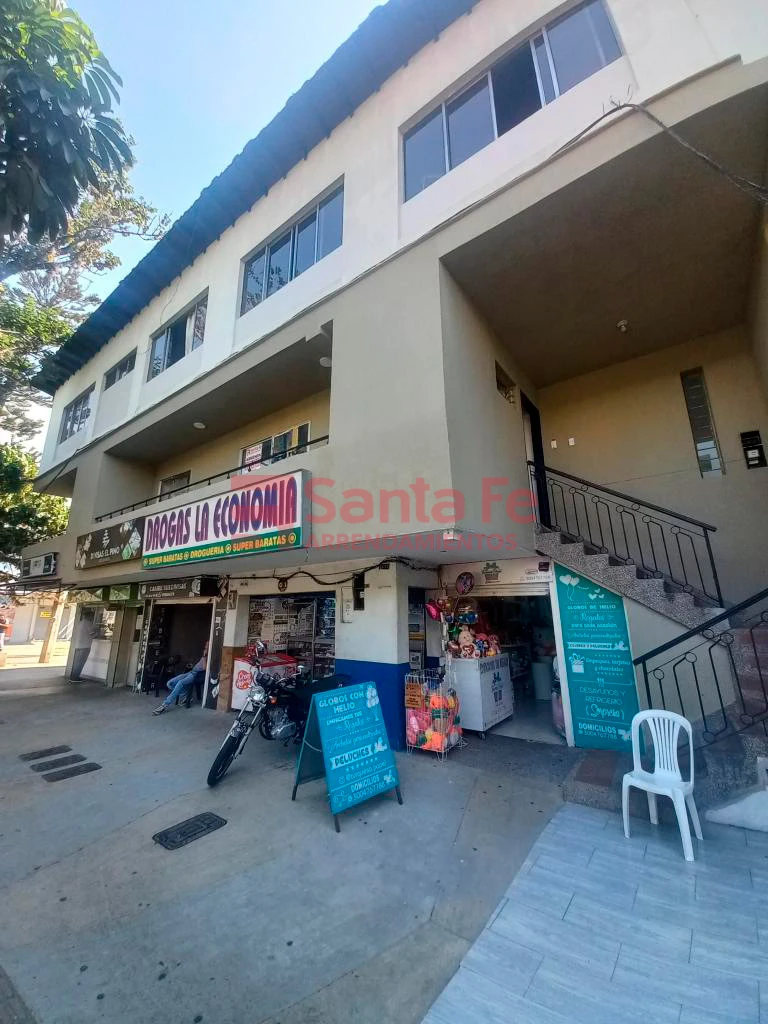 Casa en Cerca exito de Colombia, Medellín