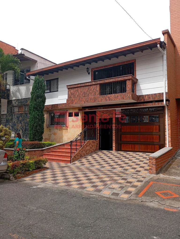 Casa Local en Castellana, Medellín