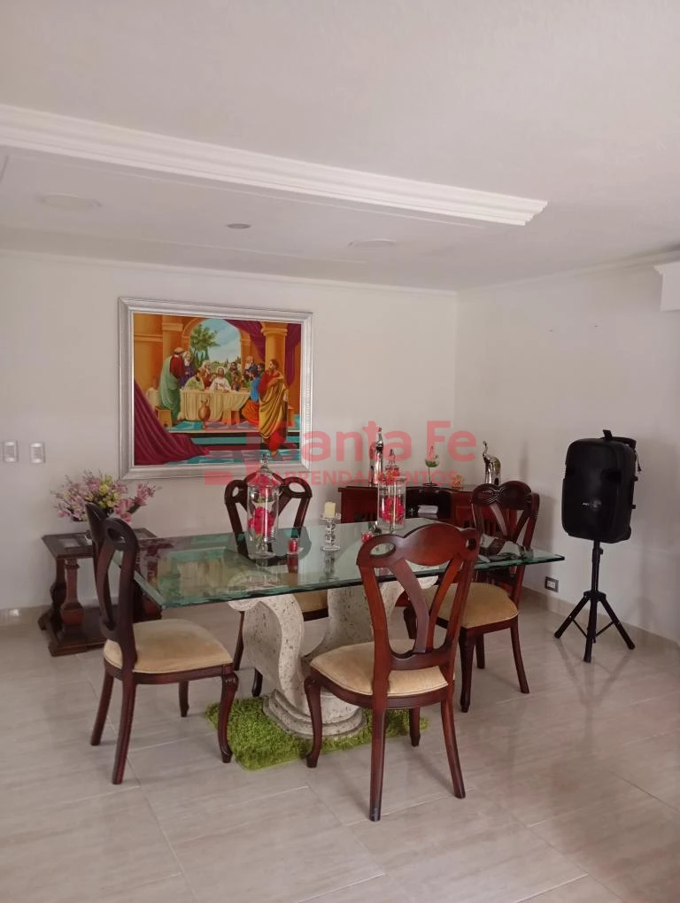 Casa Local en Castellana, Medellín