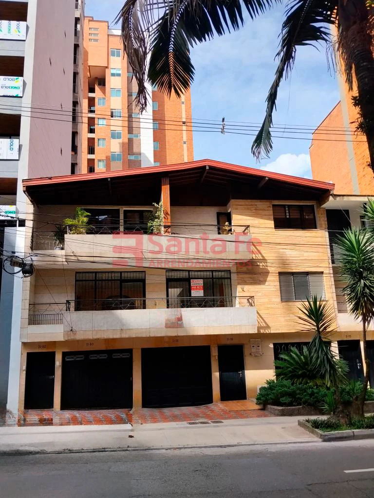 Casa en Laureles, Medellín