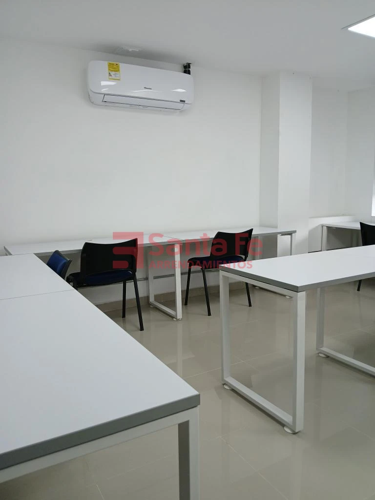 Oficina en Cerca exito de Colombia, Medellín