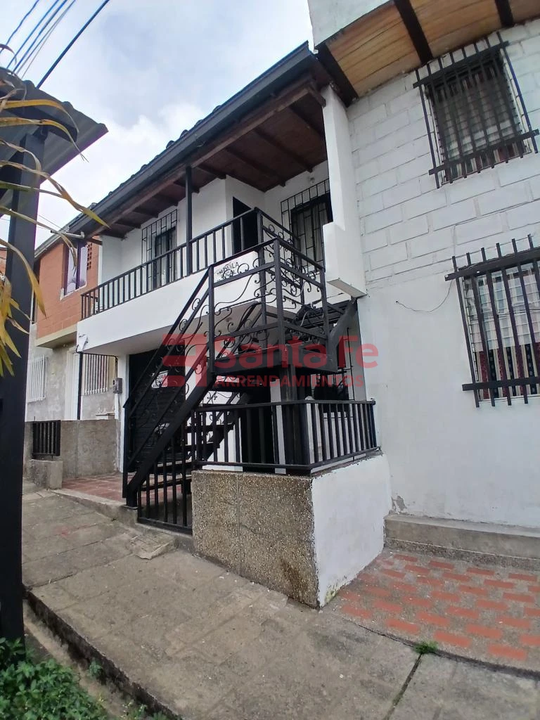 Casa Local en Robledo, Medellín