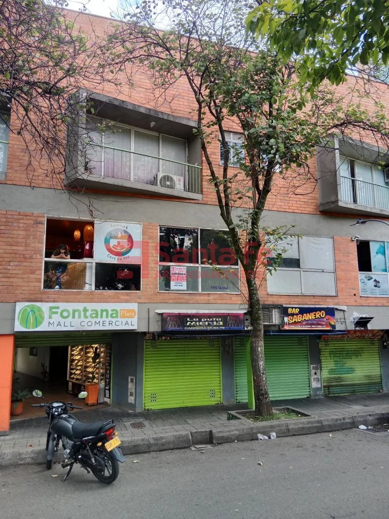 Local en Sevilla, Medellín