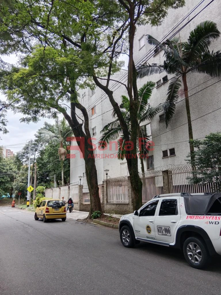 Apartamento en Cerca exito de Colombia, Medellín