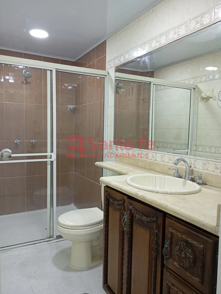 Casa Local en Laureles, Medellín — foto 23