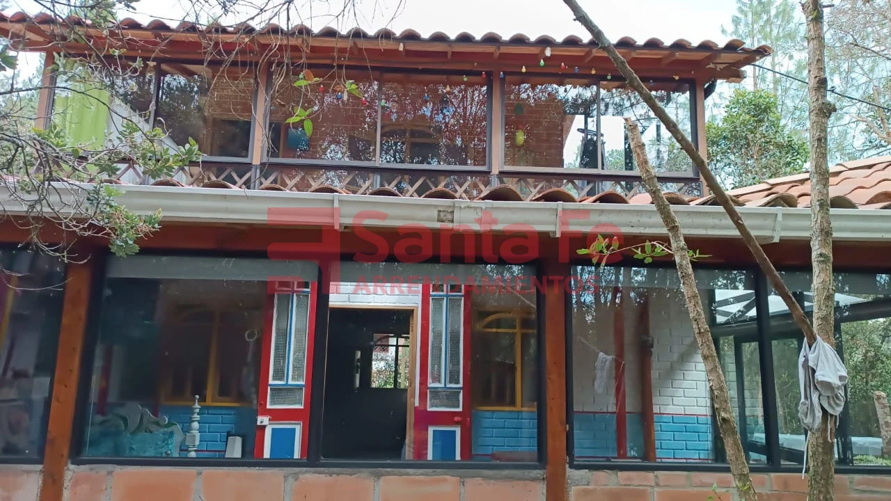 Casa en Santa Elena, Medellín