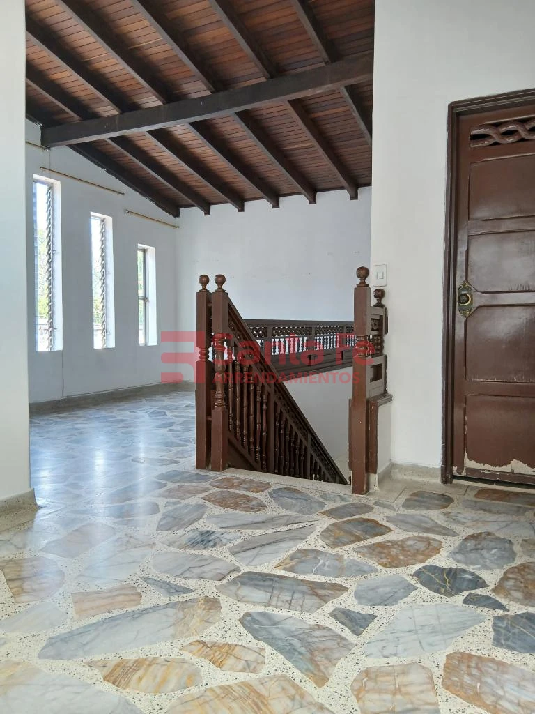 Casa Local en Villa Hermosa, Medellín