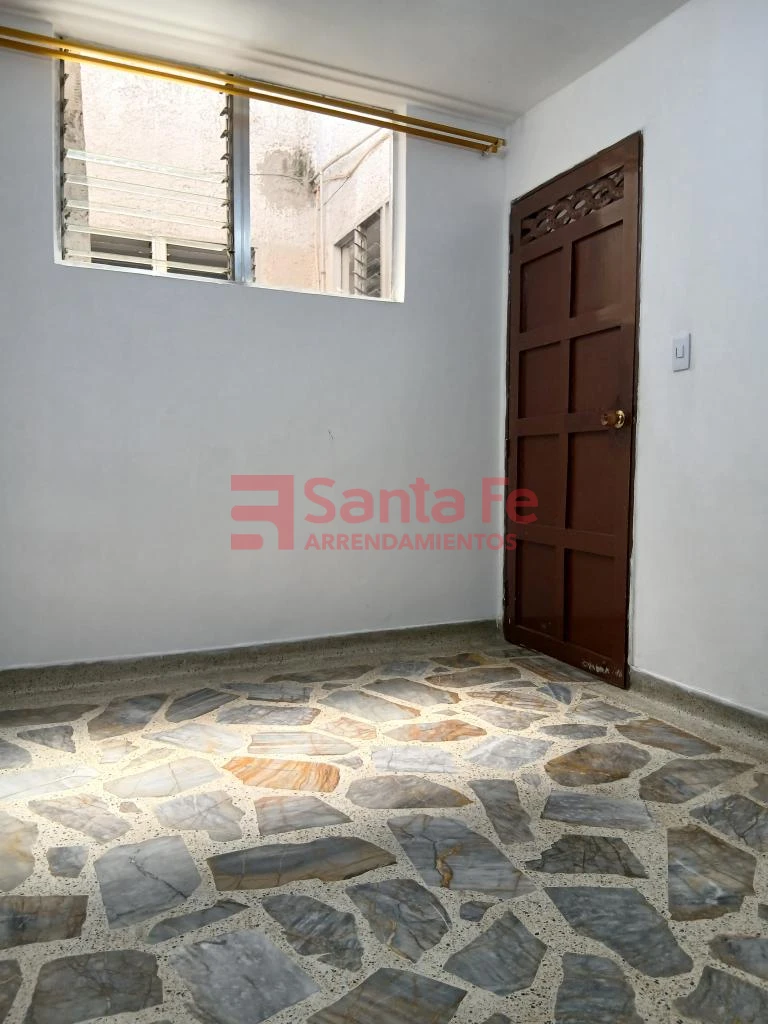 Casa Local en Villa Hermosa, Medellín — foto 21
