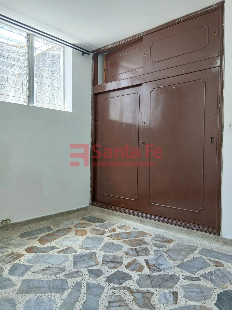 Casa Local en Villa Hermosa, Medellín — foto 22