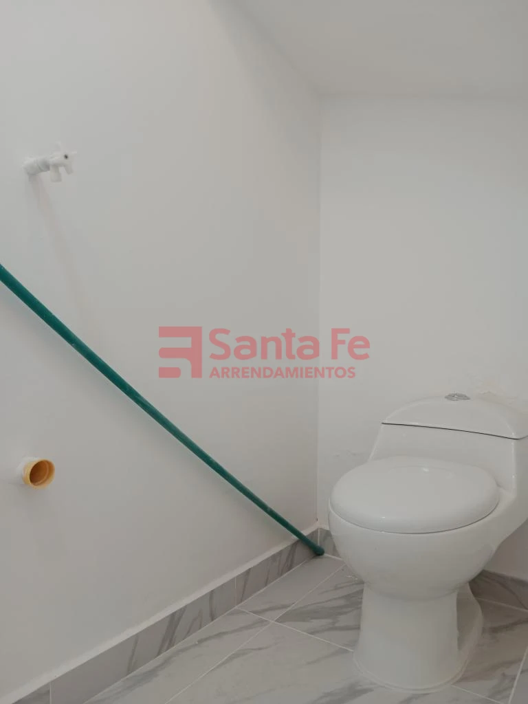 Local en San Javier, Medellín — foto 6