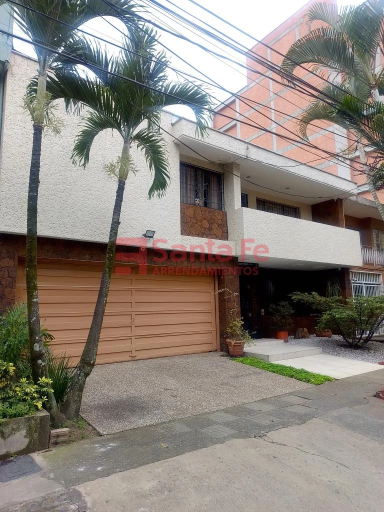 Casa Local en Conquistadores, Medellín