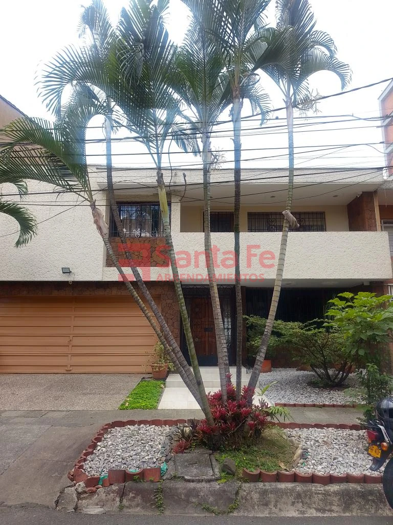 Casa Local en Conquistadores, Medellín