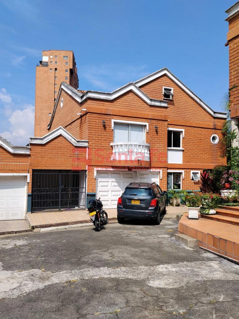 Casa en Poblado, Medellín