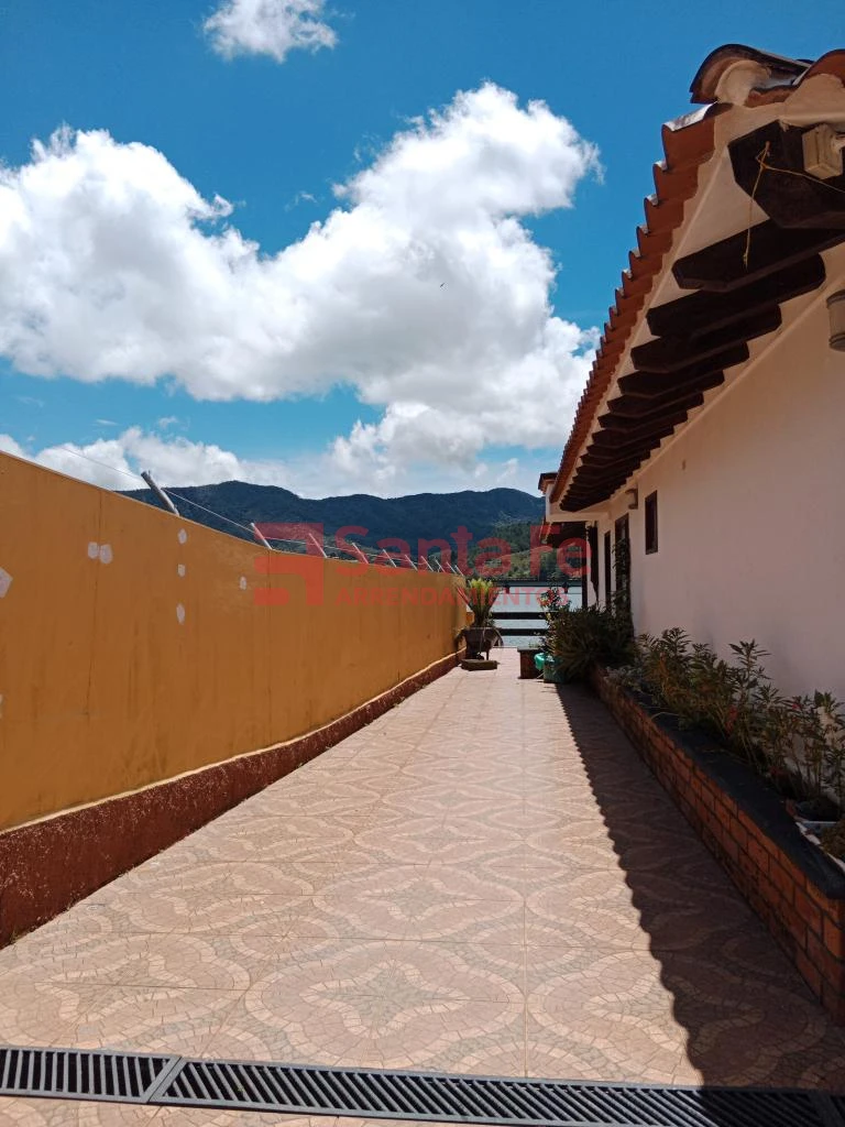 Casa en Guatapé, Guatapé